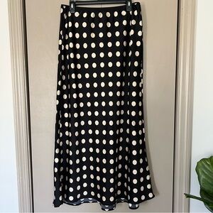 A New Day L Polka Dot Black and White Skirt, Silky and Flowy, Lightweight